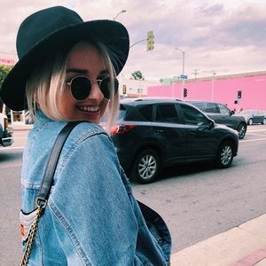 Meet your Posher, Jordan